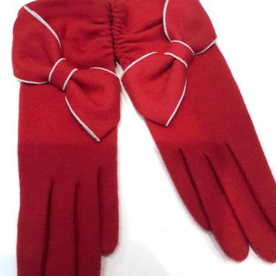 Gant rouge